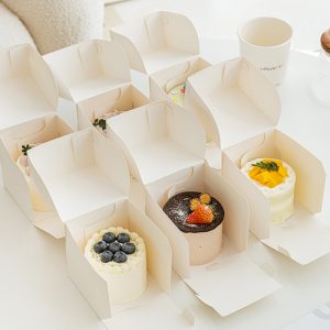 White kraft paper cake box